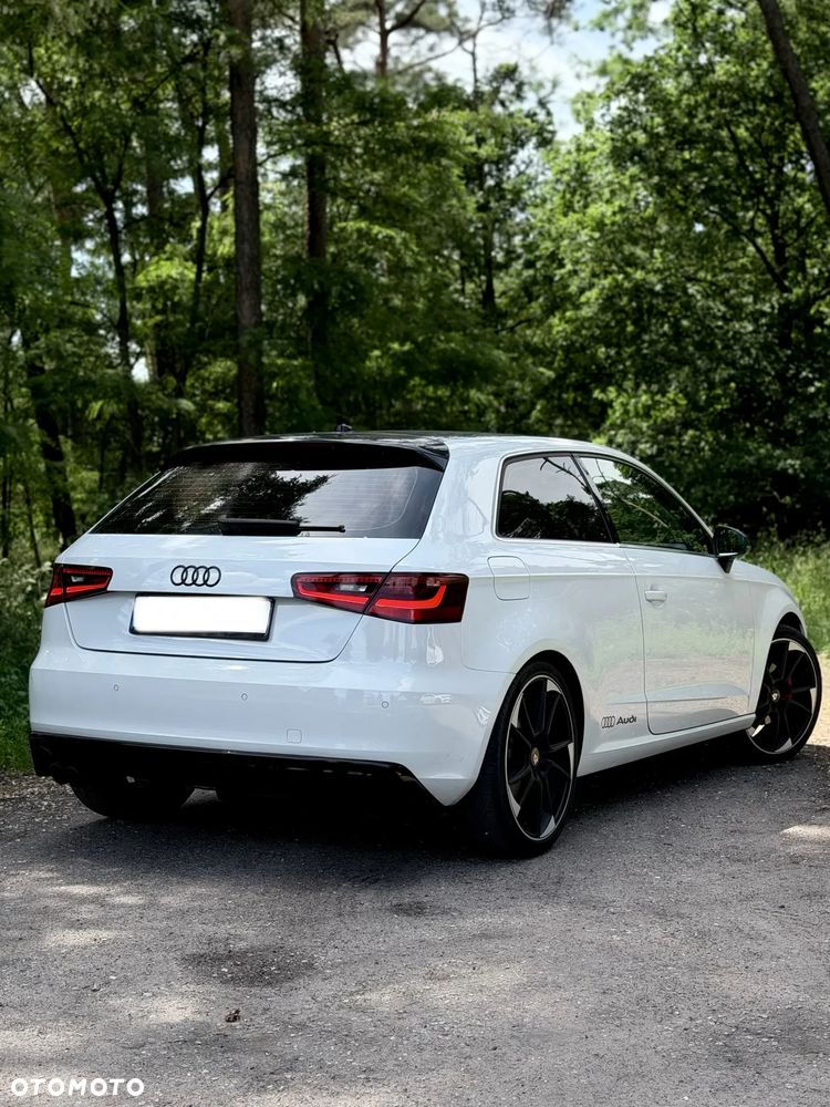 Audi A3 3-drzwiowe 1.4 TFSI S line Sportpaket - 4