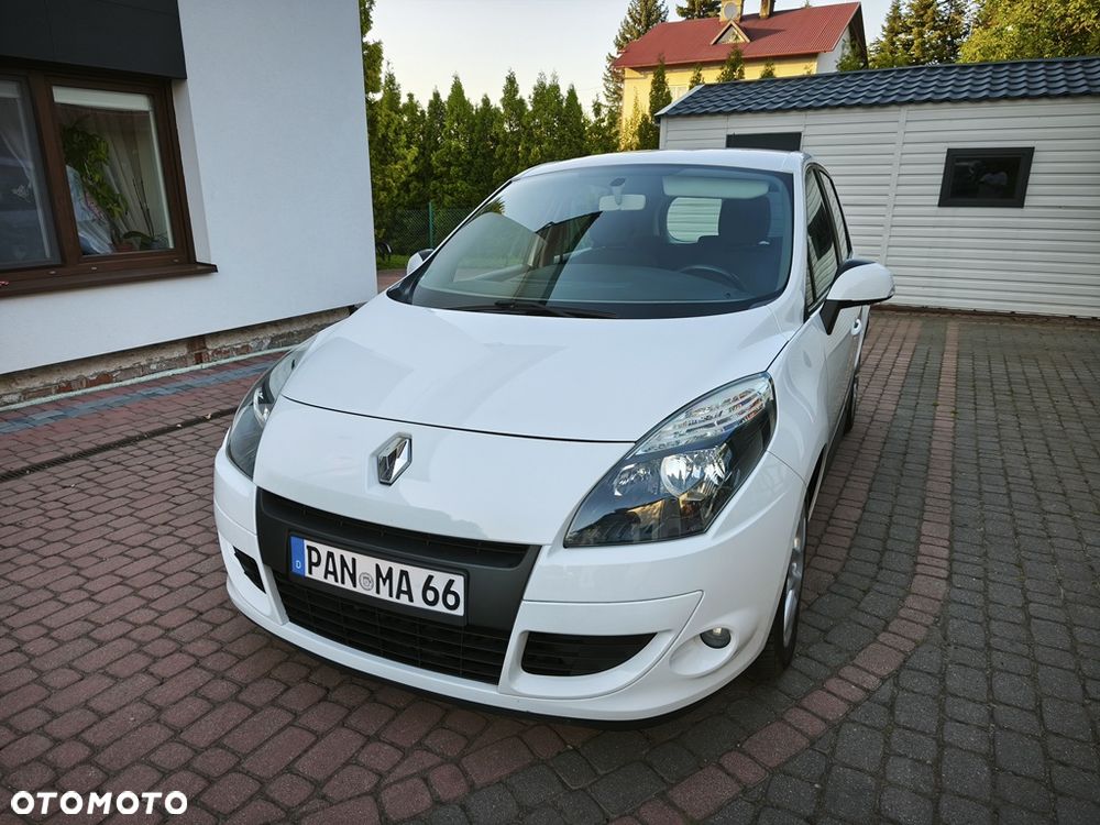 Renault Scenic 1.6 16V 110 TomTom Edition - 3