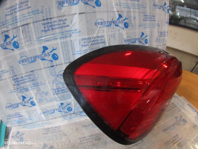 Farol Tras 3202001439 0520159630E FIAT TIPO 2 FASE 2 2016 1.3JTD 95CV 5P BRANCO ESQ - 2