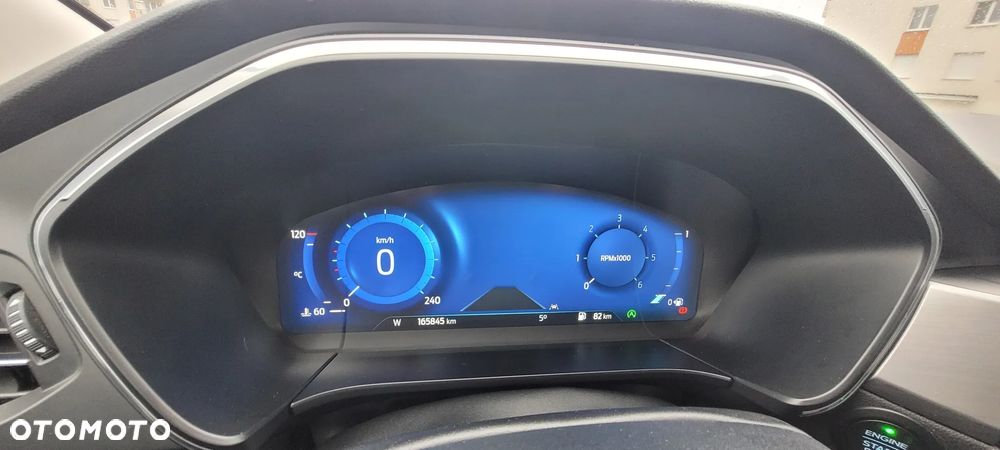 Ford Kuga 2.0 TDCi 2x4 Titanium - 16