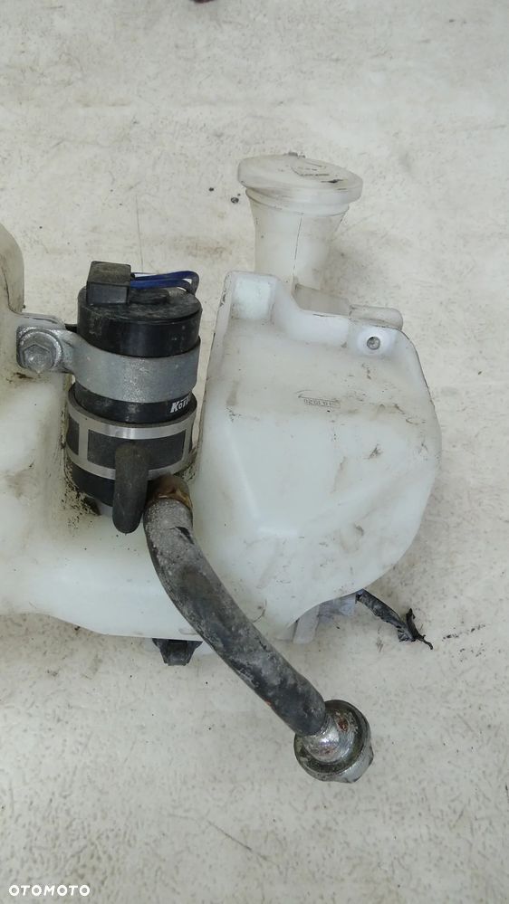 MITSUBISHI PAJERO IV 4 ZBIORNIK ZBIORNICZEK PŁYNU SPRYSKIWACZY POMPKI EUROPA - 7