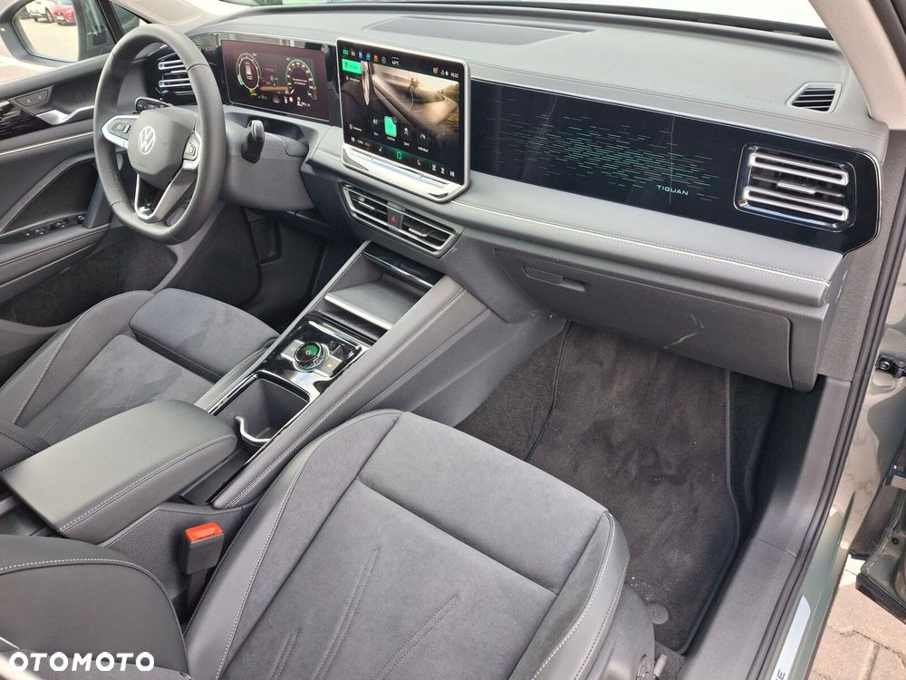 Volkswagen Tiguan 1.5 TSI EVO Elegance DSG - 17