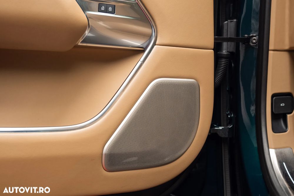 Land Rover Range Rover 4.4 V8 P530 LWB SV - 25