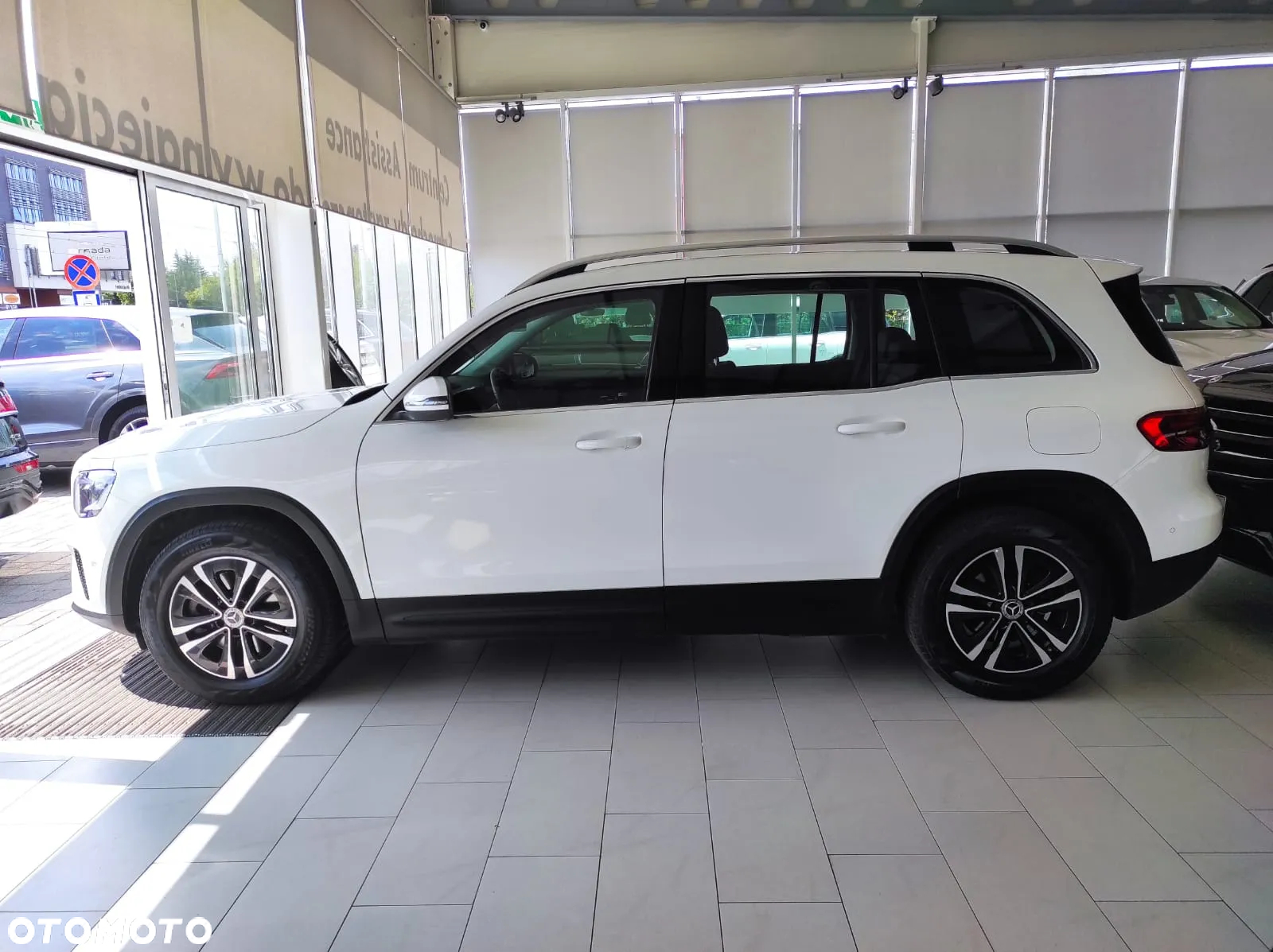 Mercedes-Benz GLB ver-200-d-4--matic-8g--dct - 6