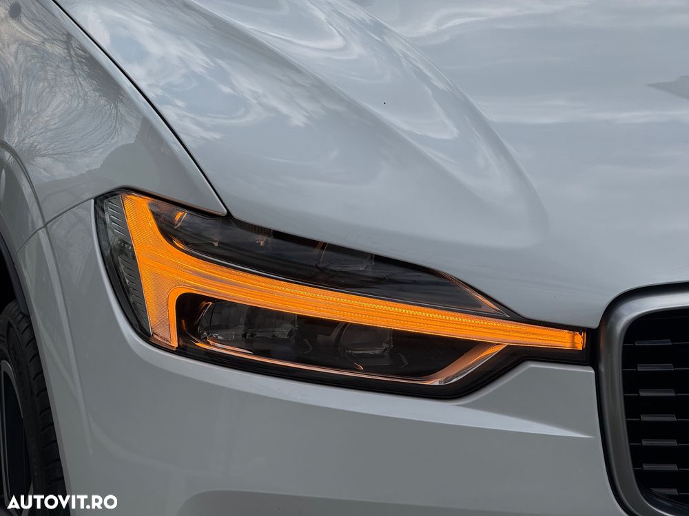 Volvo XC 60 D5 AWD R-Design - 37