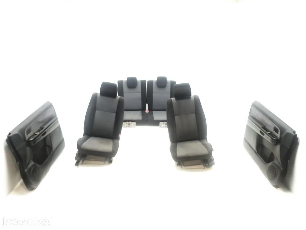 CONJUNTO COMPLETO DE BANCOS SUZUKI GRAND VITARA JBJT - 1