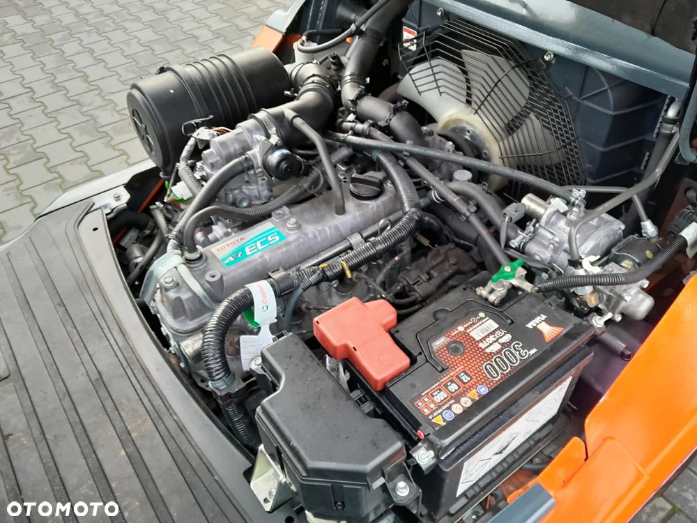 Toyota 02-8FGF25 - 11