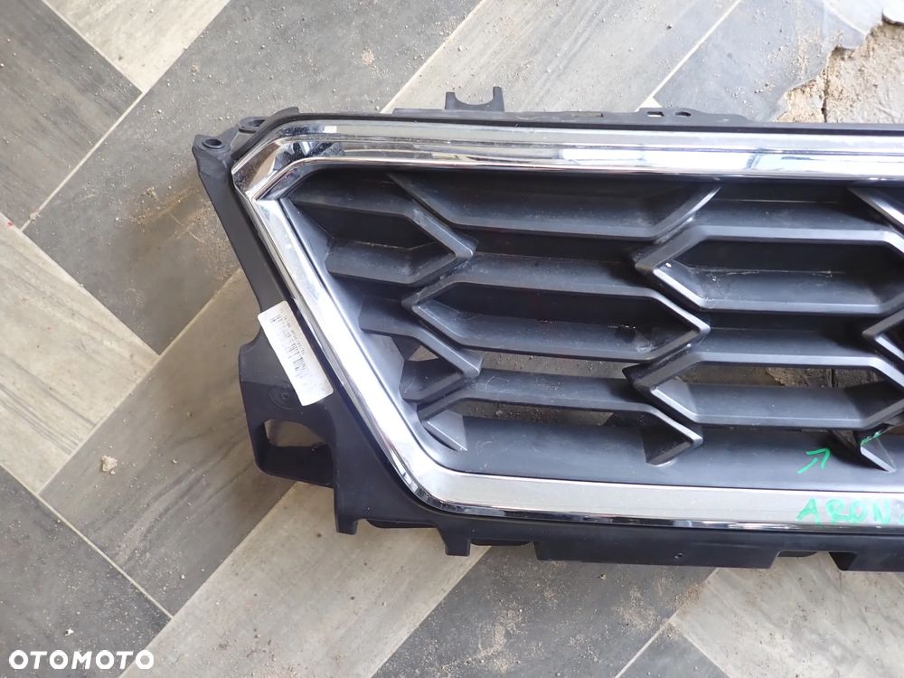 SEAT ARONA FR GRILL 6F9 853 654 A - 2