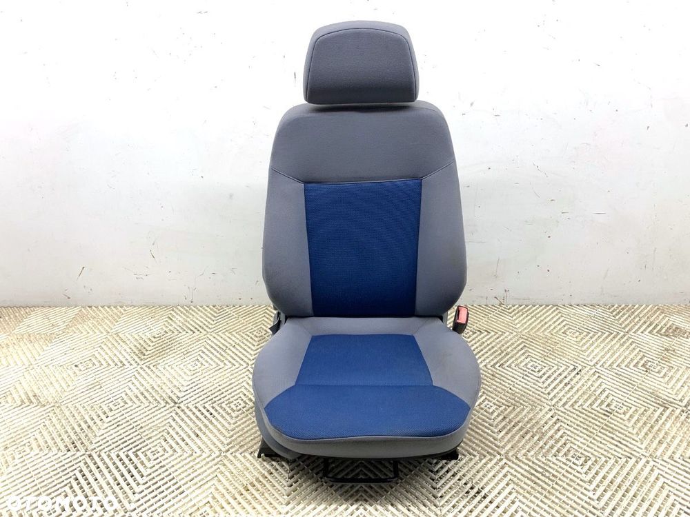 FOTEL PRAWY PRZÓD  OPEL ASTRA H Kombi (A04) 2004 - 2014 1.7 CDTI (L35) 74 kW [101 KM] olej - 1