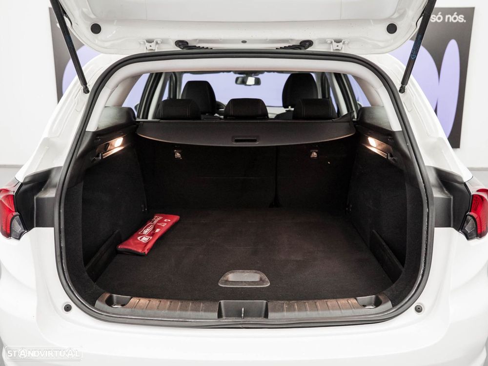 Fiat Tipo Station Wagon 1.3 M-Jet Lounge - 9