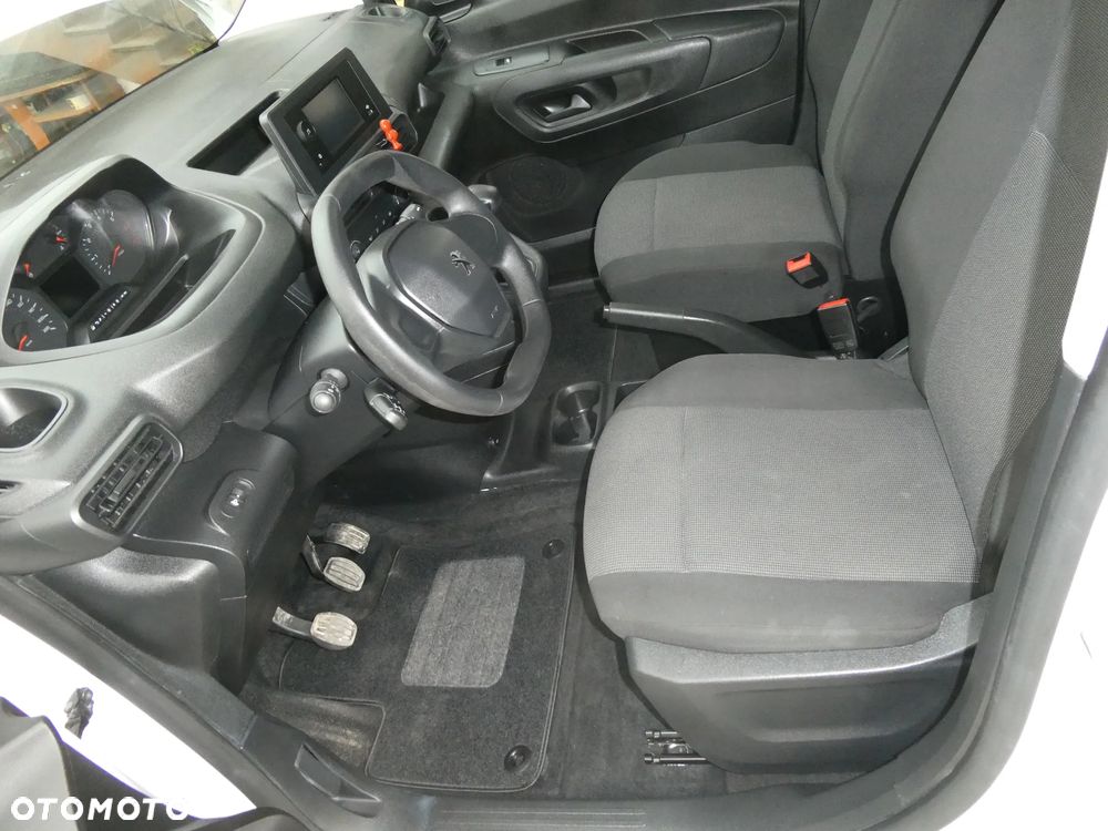 Peugeot PARTNER - 6
