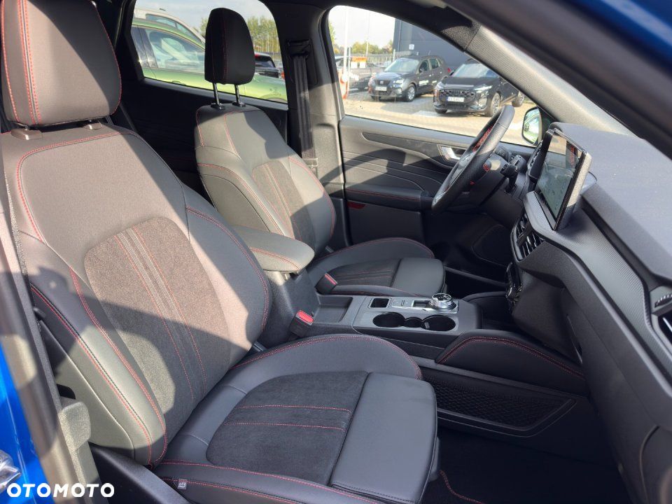 Ford Kuga - 22