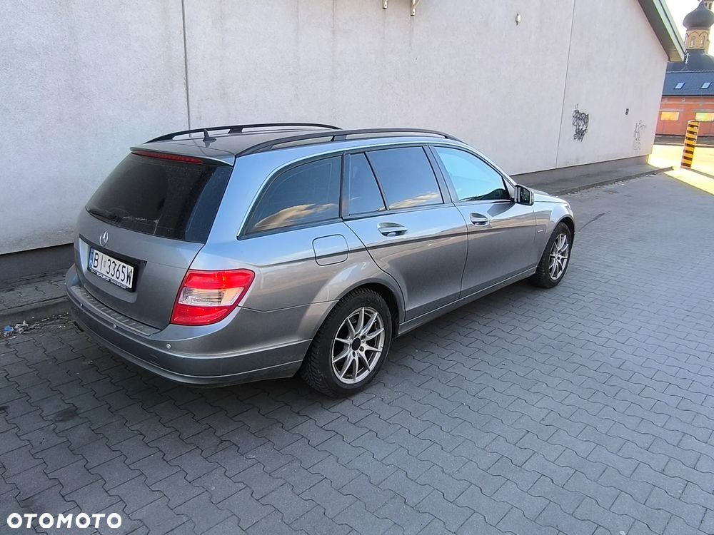 Mercedes-Benz Klasa C 200 CDI BlueEff Classic - 4