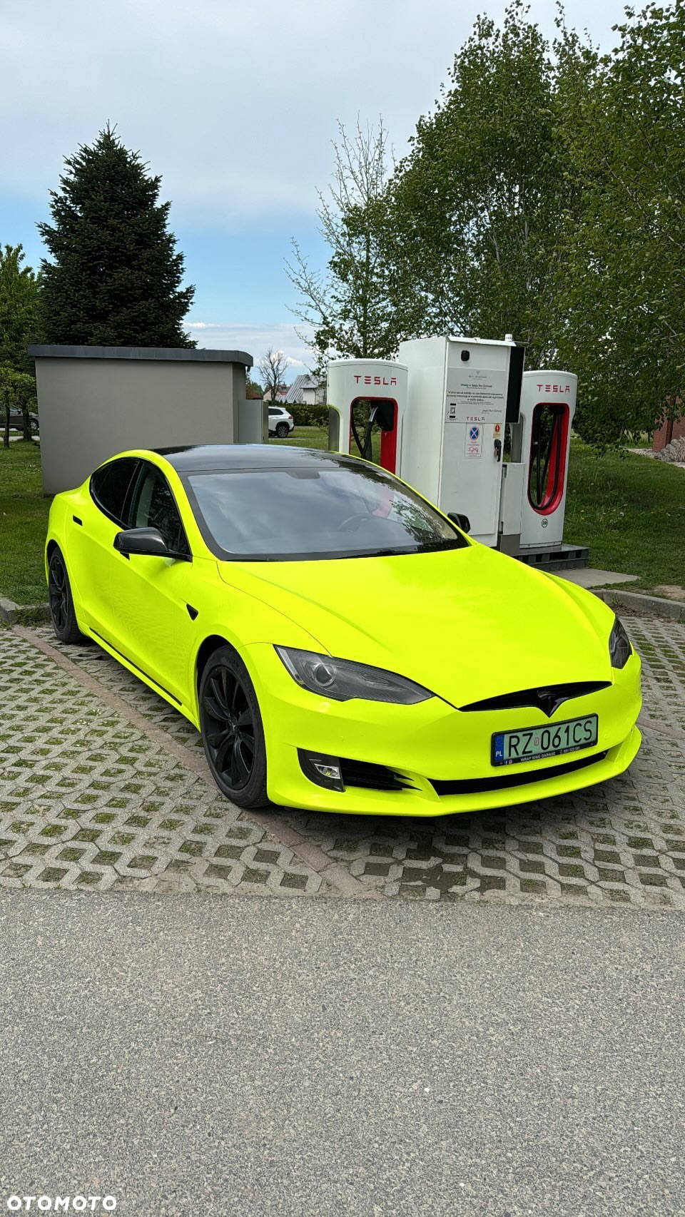 Tesla Model S Standard - 35