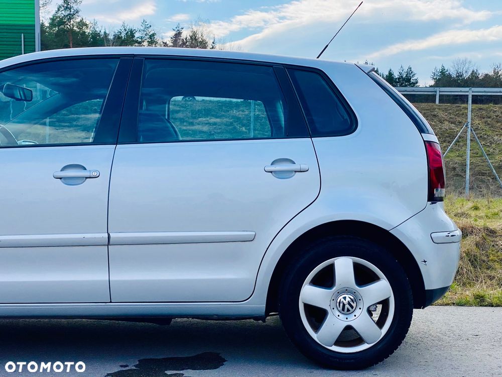 Volkswagen Polo 1.4 Comfortline - 23