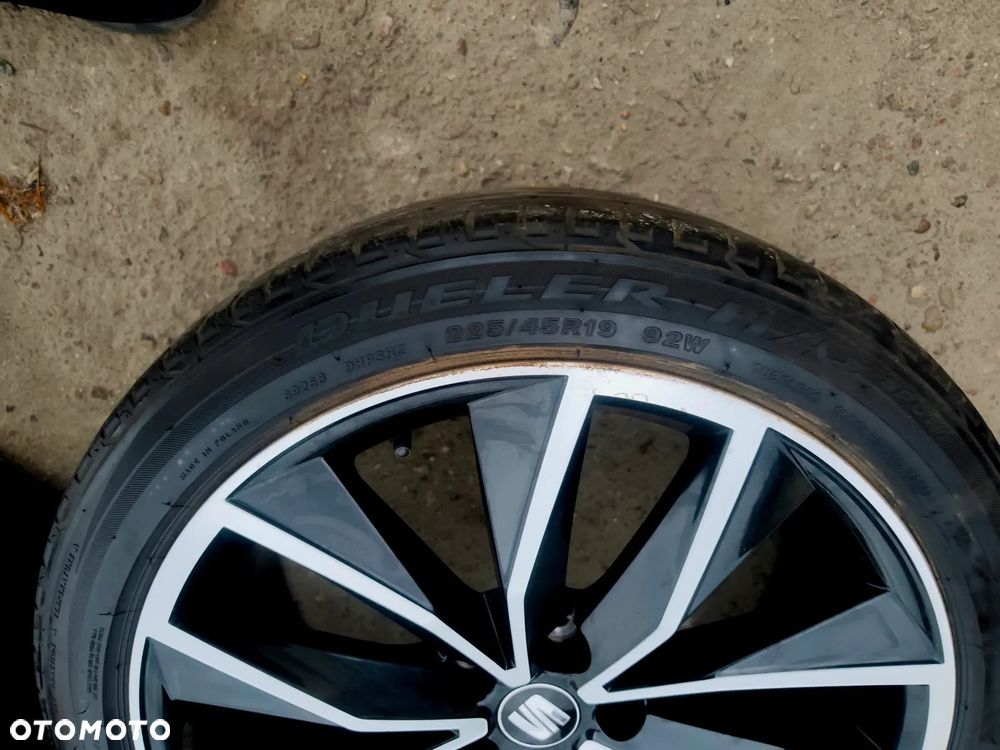 5x112 Felgi Aluminiowe Alufelgi Oryginalne 19 Koła SEAT Cupra Ateca Leon TERRACO 575601025f SKODA Karoq Enyaq Superb Octavia YETI AUDI A3 8V 8P Q2 Q3 Q4 A6 C6 A4 B7 VW Passat Golf Touran id.4 id.5 id.6 T-Roc id4 Legnica ALU-RAD 225/45 - 12