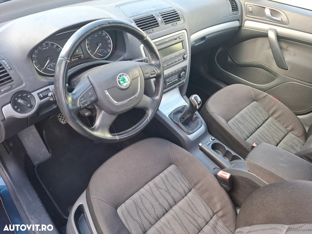 Skoda Octavia 1.6 TDI ELEGANCE - 4