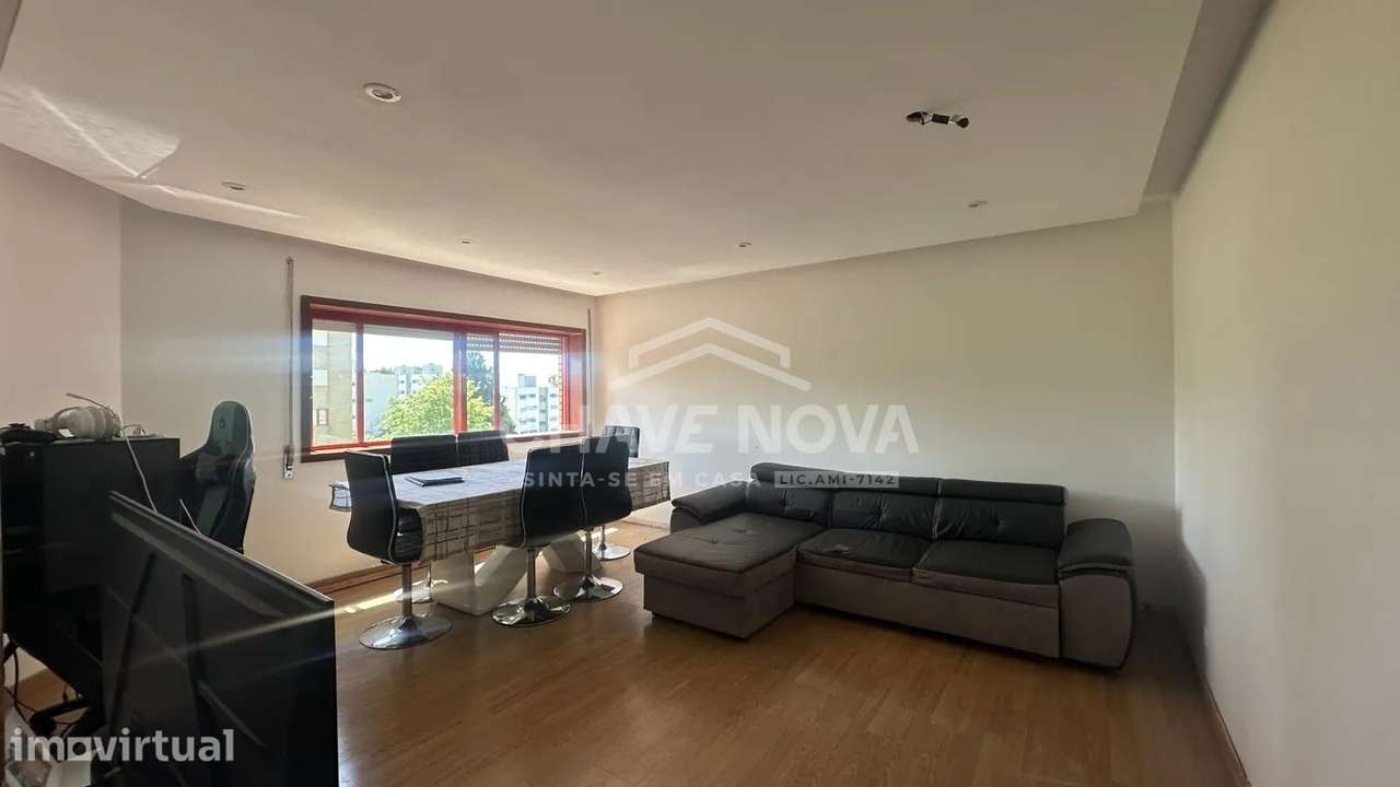 Apartamento T3 situado na zona de Coimbrões SD/CO - Grande imagem: 3/18