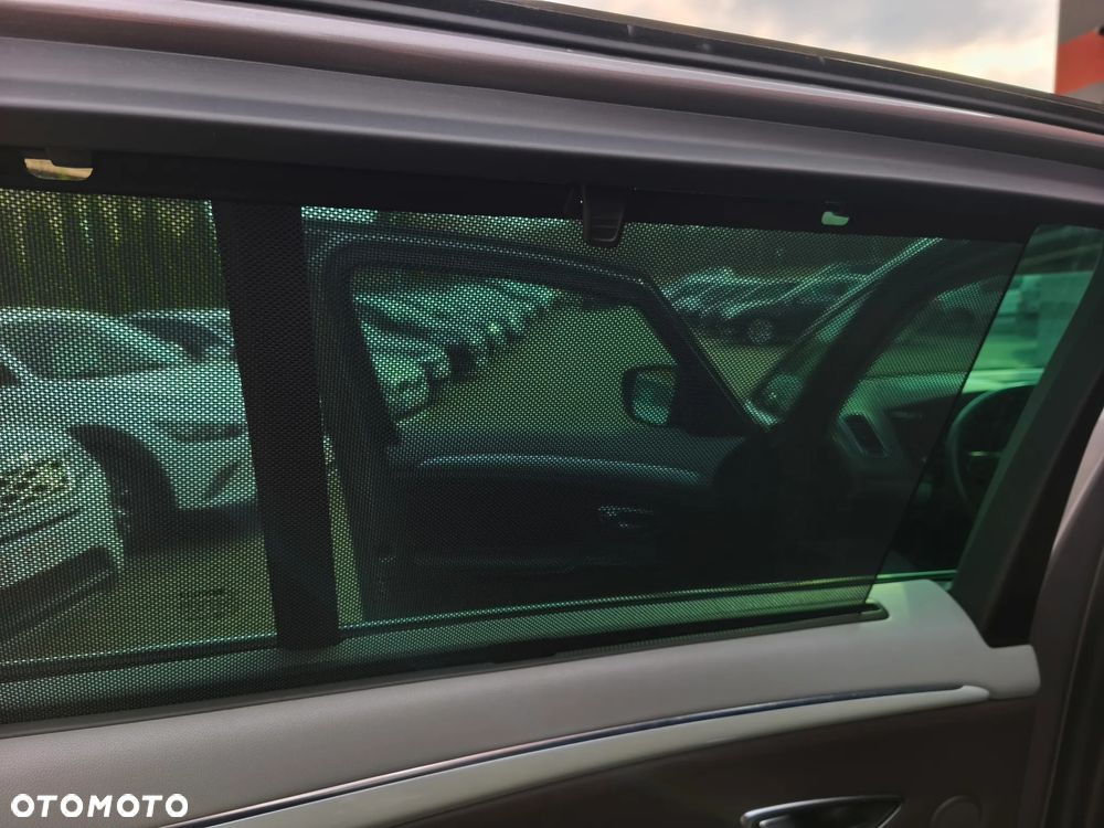 Renault Espace 1.6 dCi Energy Initiale Paris EDC 7os - 20