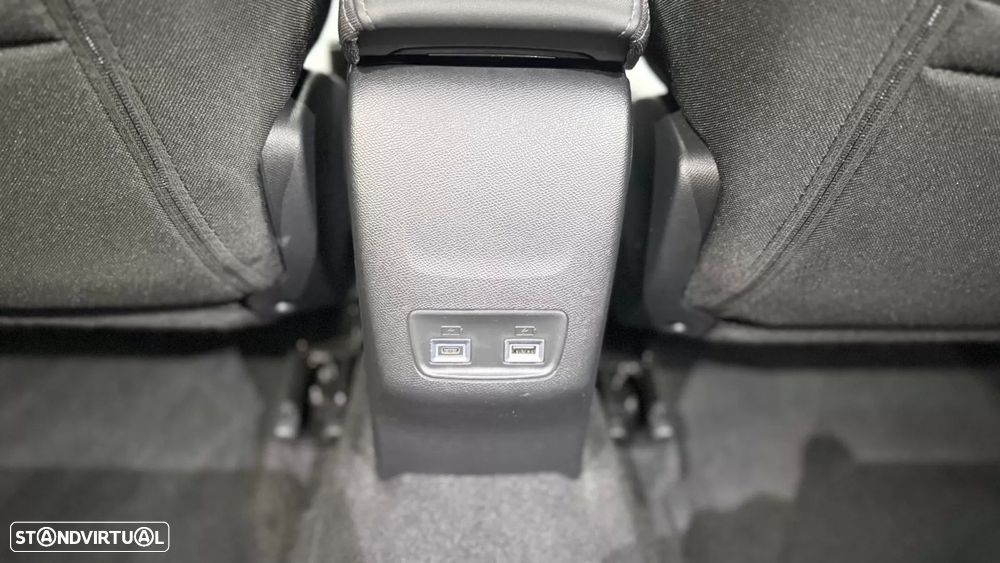 Peugeot 2008 1.2 Hybrid Allure e-DCS6 - 13