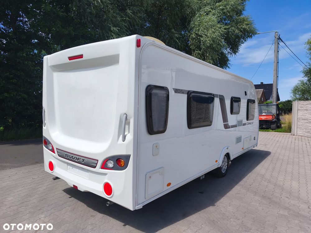 SWIFT CORNICHE 20/4 - 5