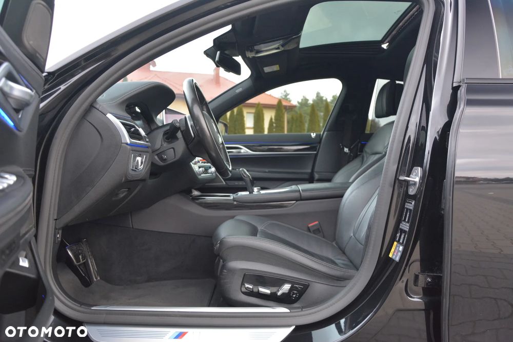 BMW Seria 7 - 20