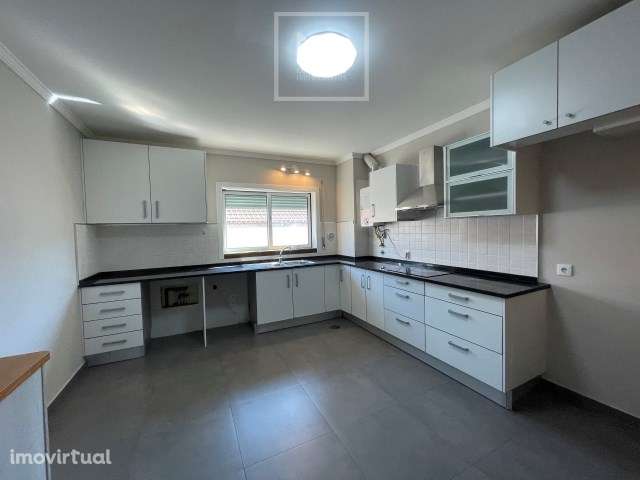 Apartamento T3 Arrendamento em Sangalhos,Anadia - Grande imagem: 2/15