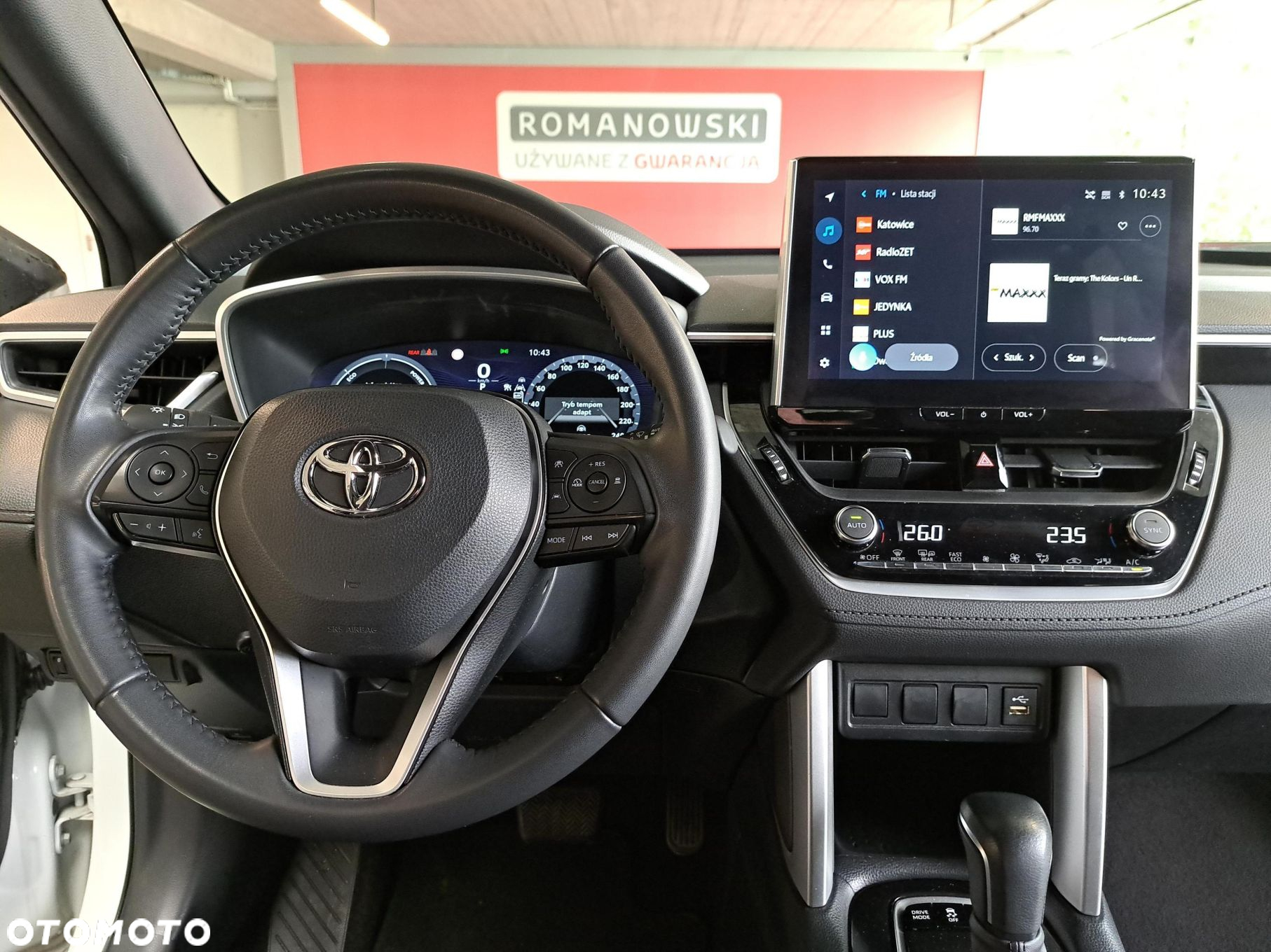 Toyota Corolla Cross 2.0 Hybrid Comfort - 14
