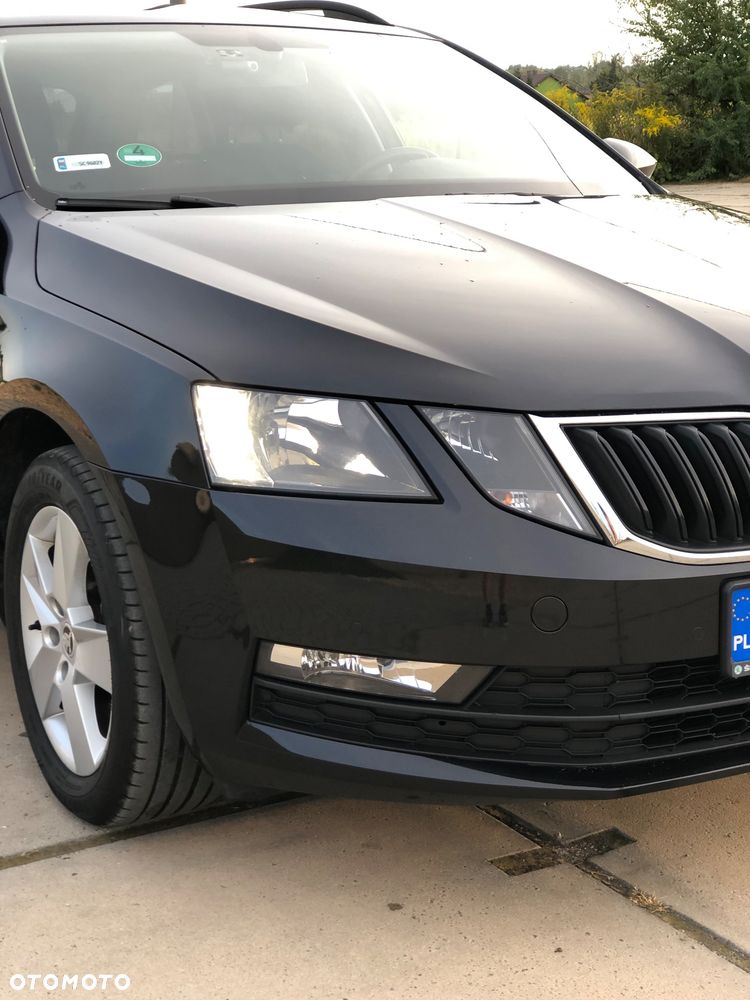 Skoda Octavia 2.0 TDI SCR Ambition DSG - 8