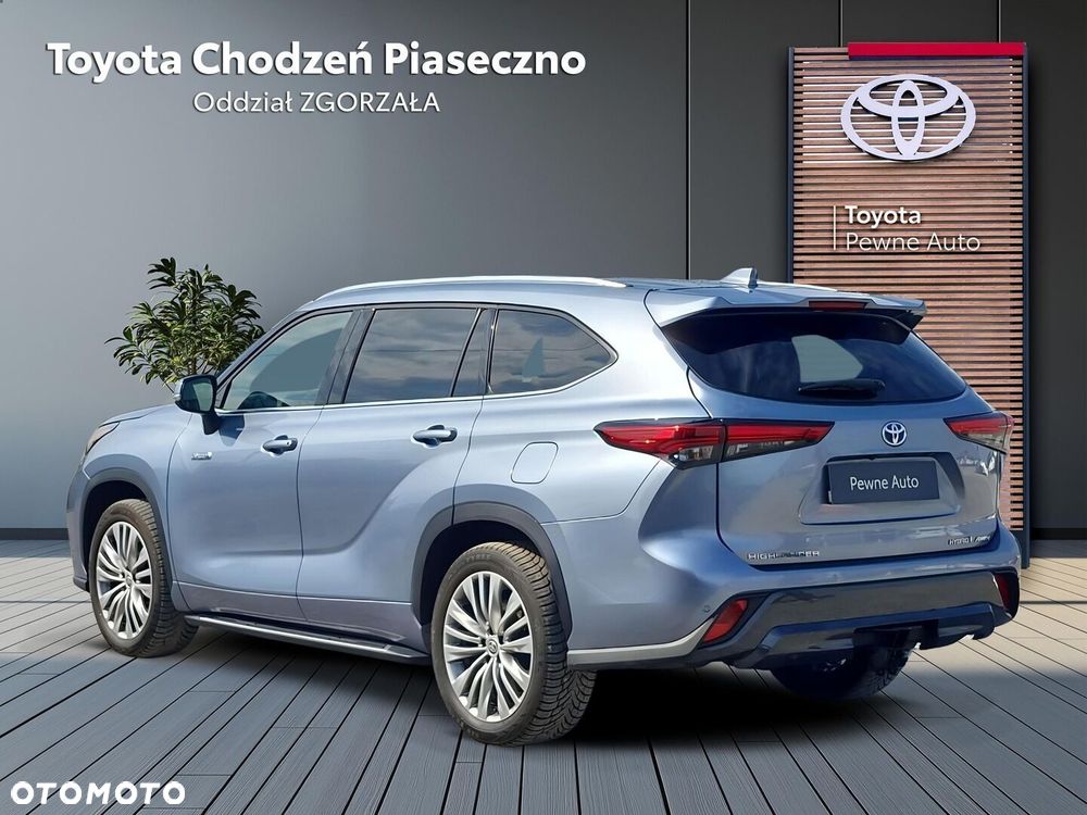 Toyota Highlander - 4