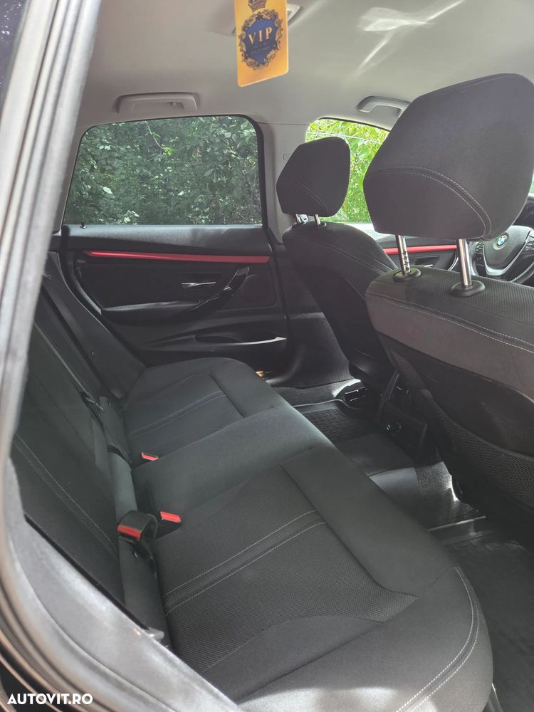 BMW Seria 3 325d AT Sport Line - 15