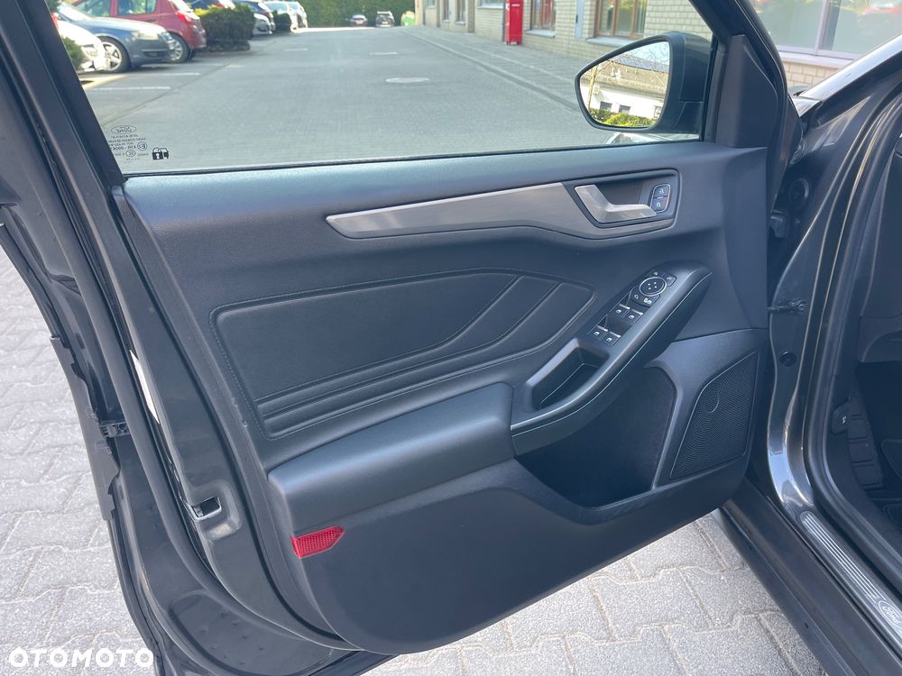 Ford Focus - 19