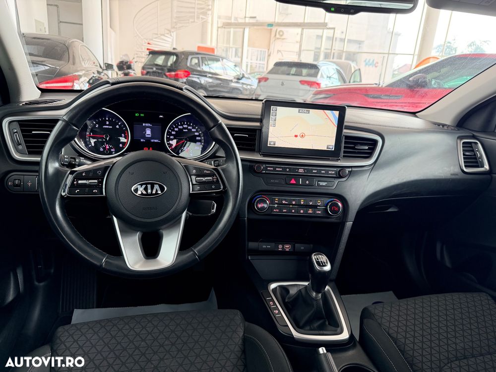 Kia Ceed 1.6 DSL MHEV Star - 9