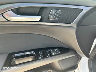 Ford Mondeo ver-2-0-ecoblue-allrad-titanium - 13