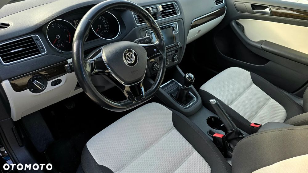 Volkswagen Jetta 1.4 TSI BMT Comfortline - 20