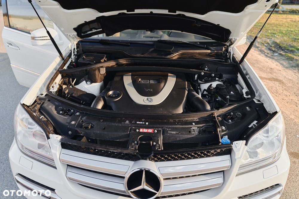 Mercedes-Benz GL 450 4Matic 7G-TRONIC - 17