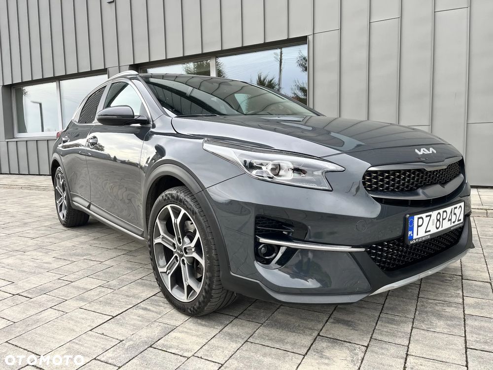 Kia XCeed 1.6 CRDi mHEV L DCT - 1