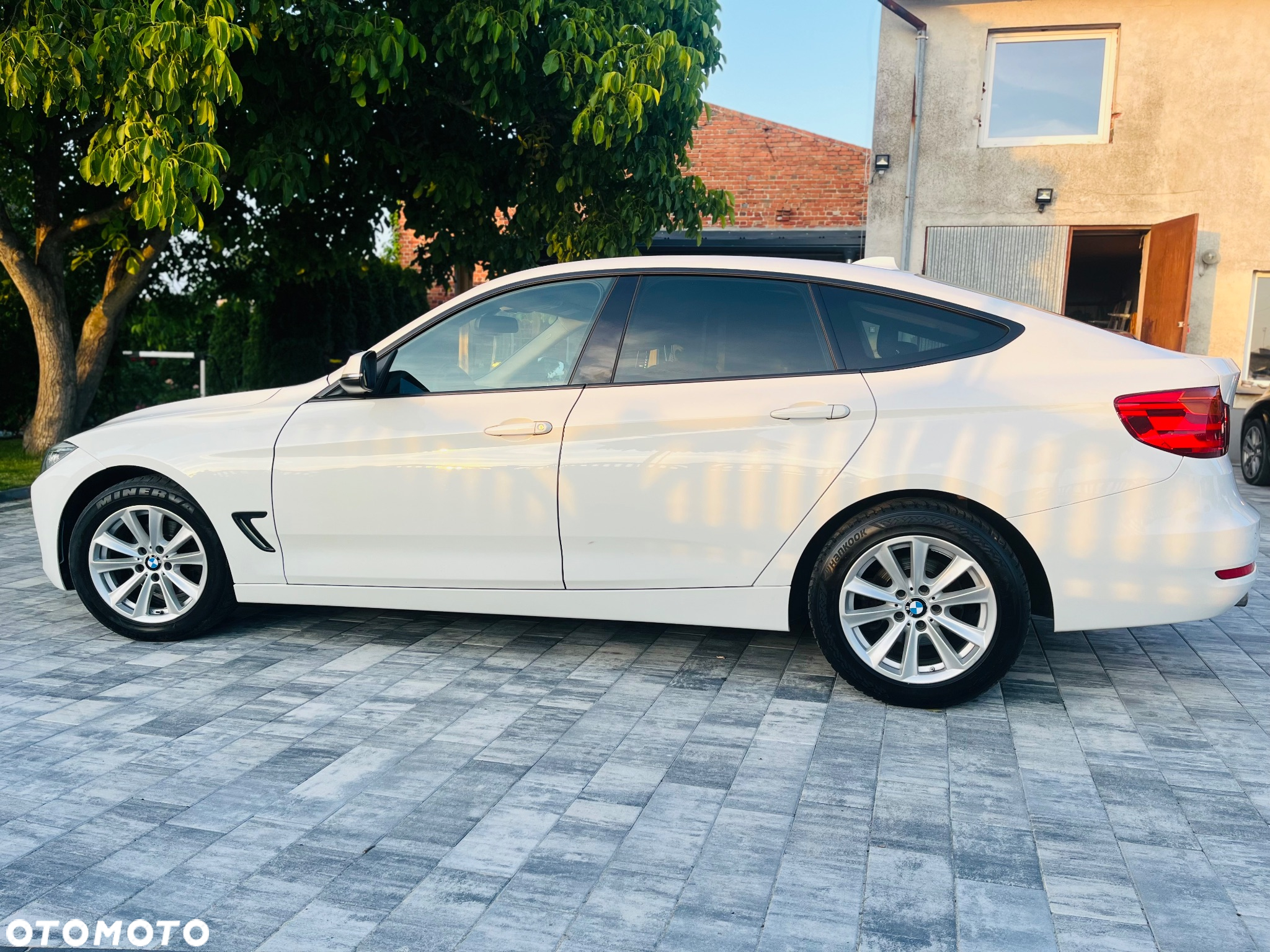 BMW 3GT 320d Luxury Line - 6