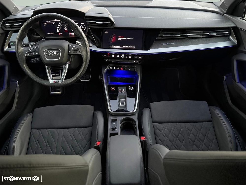 Audi RS3 Limousine - 5