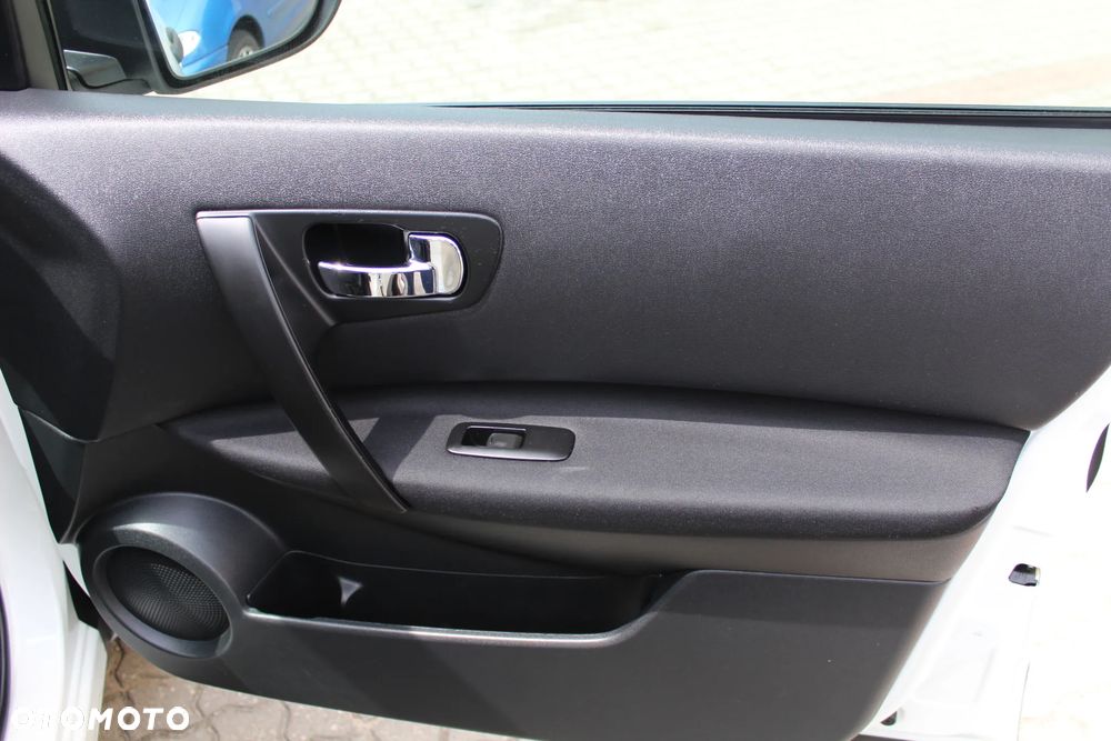 Nissan Qashqai - 24