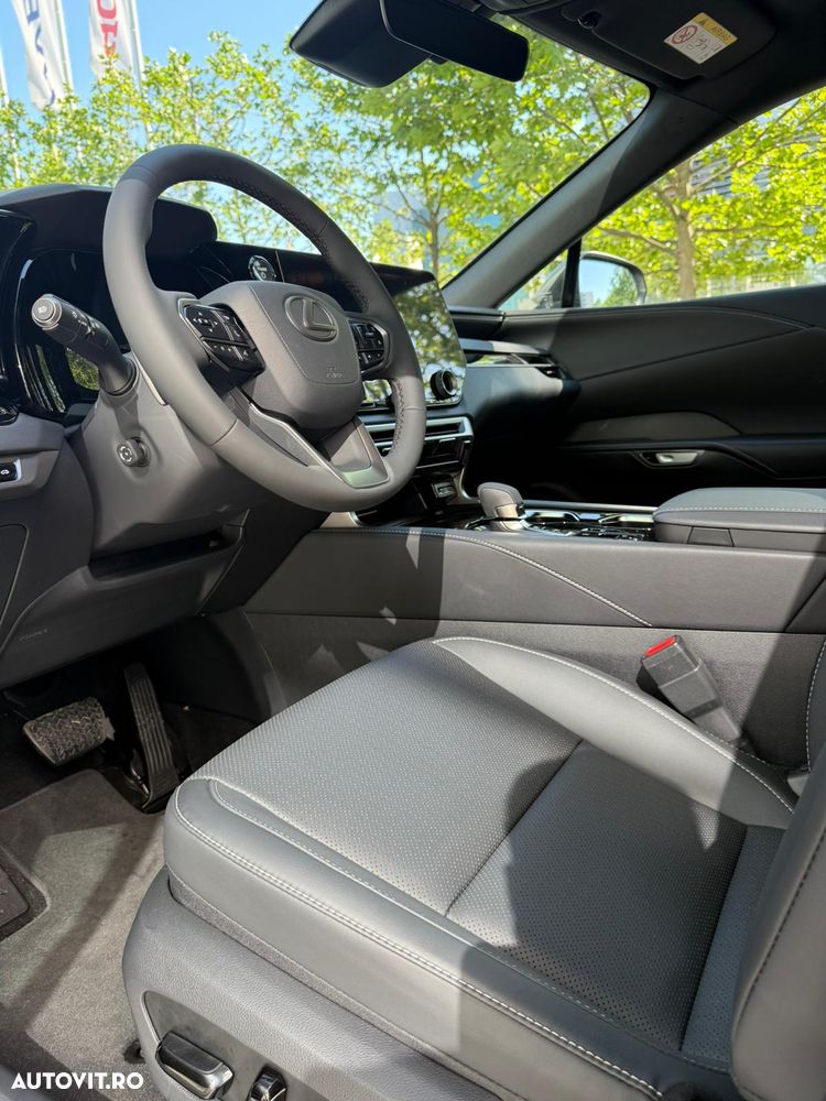 Lexus Seria RX 350h E-Four HEV Comfort - 10