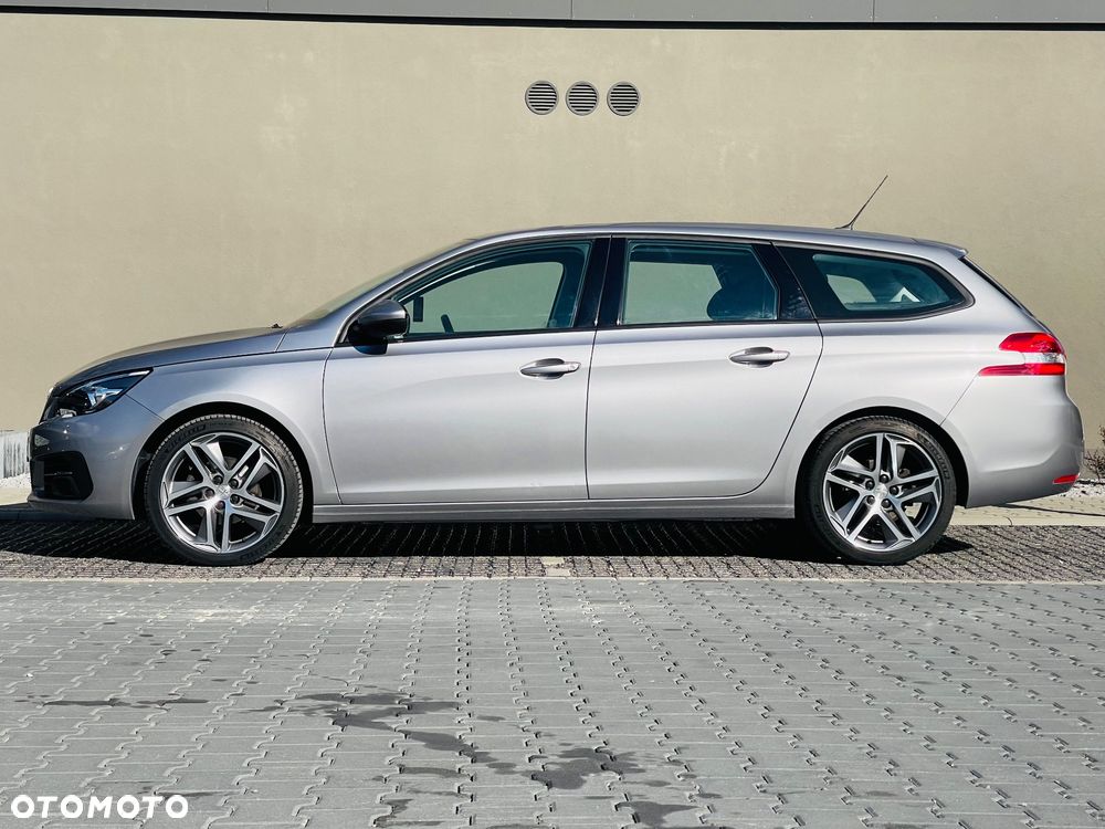 Peugeot 308 1.5 BlueHDi Active Pack Business S&S EAT8 - 7