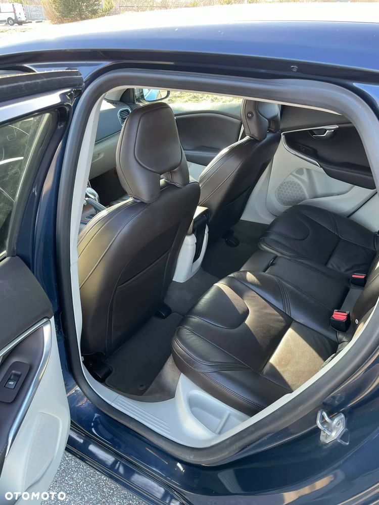Volvo V40 D2 - 6