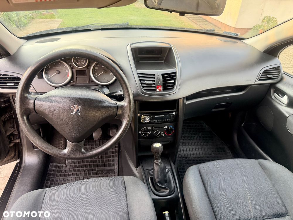 Peugeot 207 1.4 Trendy - 7
