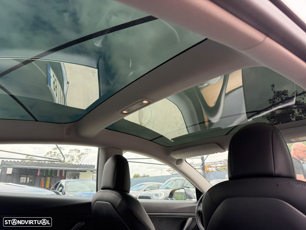 Tesla Model 3 Standard Range Plus RWD - 11