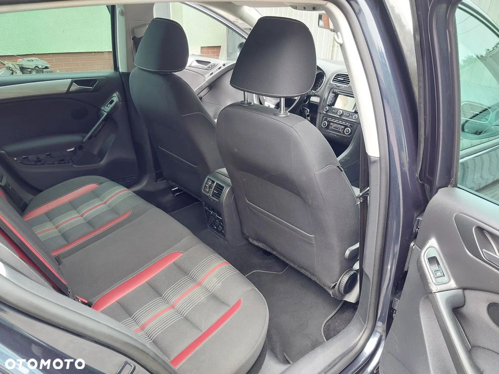 Volkswagen Golf 2.0 TDI DPF BlueMotion Technology Style - 10