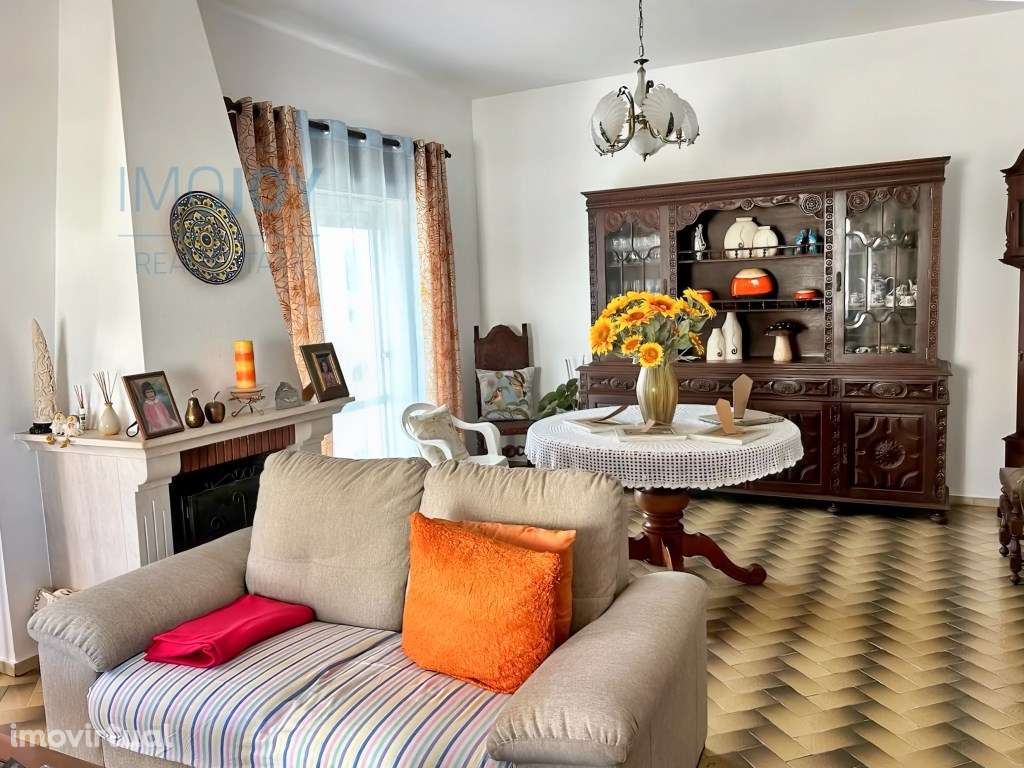 Simpática Moradia Térrea em Rogil Aljezur - Grande imagem: 4/39