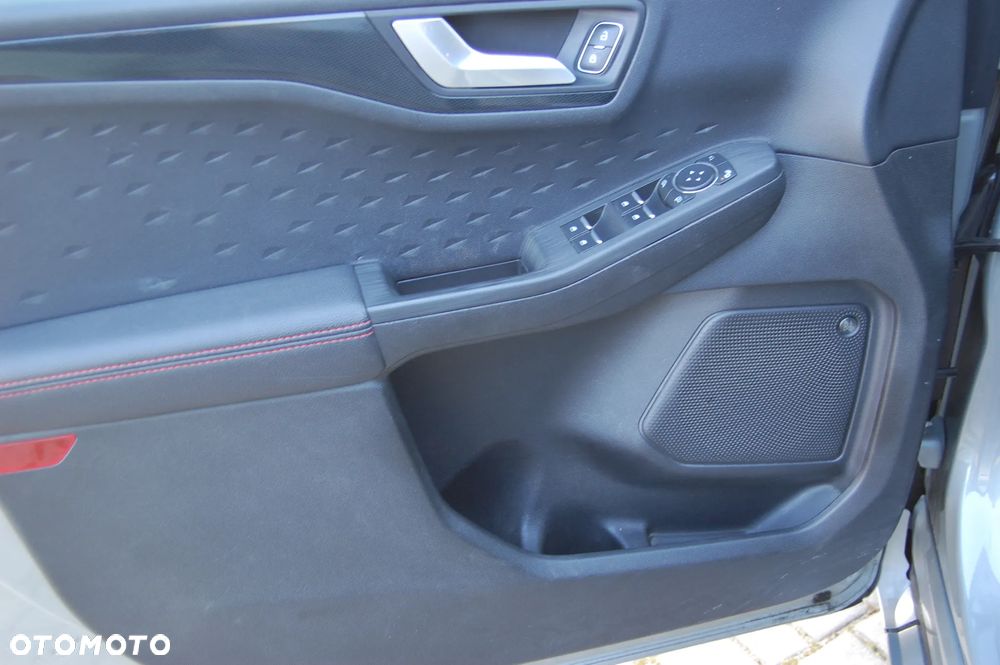 Ford Kuga 2.0 EcoBlue 4x4 ST-LINE X - 20