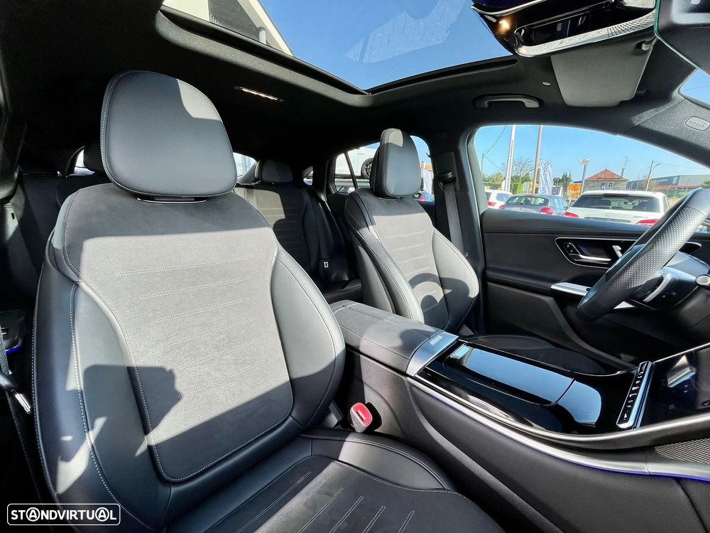 Mercedes-Benz GLC 300 e Coupe 4Matic - 12