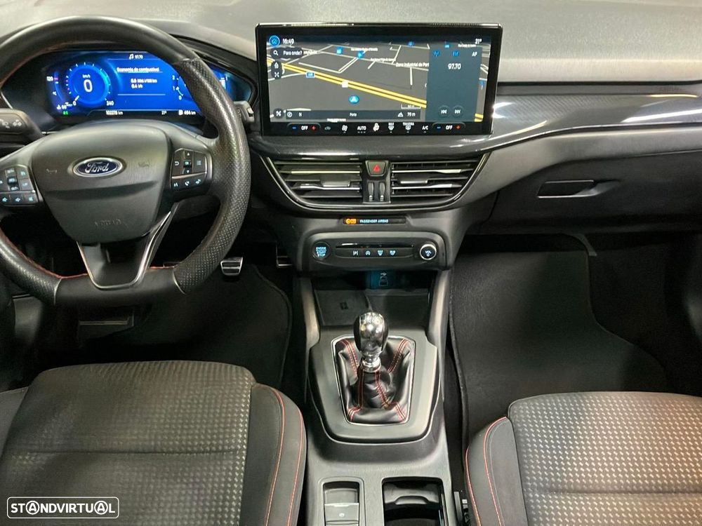 Ford Focus 1.0 EcoBoost MHEV ST-Line - 9